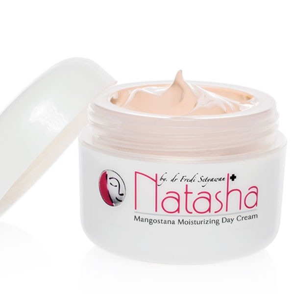 Mongostana Moisturizing Day Cream Natasha Skin Care review.soco .id
