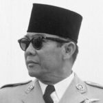 Peci atau Kopiah selalu digunakan presiden pertama Soekarno boombastis.com